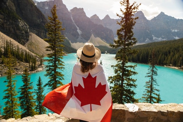 woman-draped-in-a-flag-of-canada-2916826.jpg